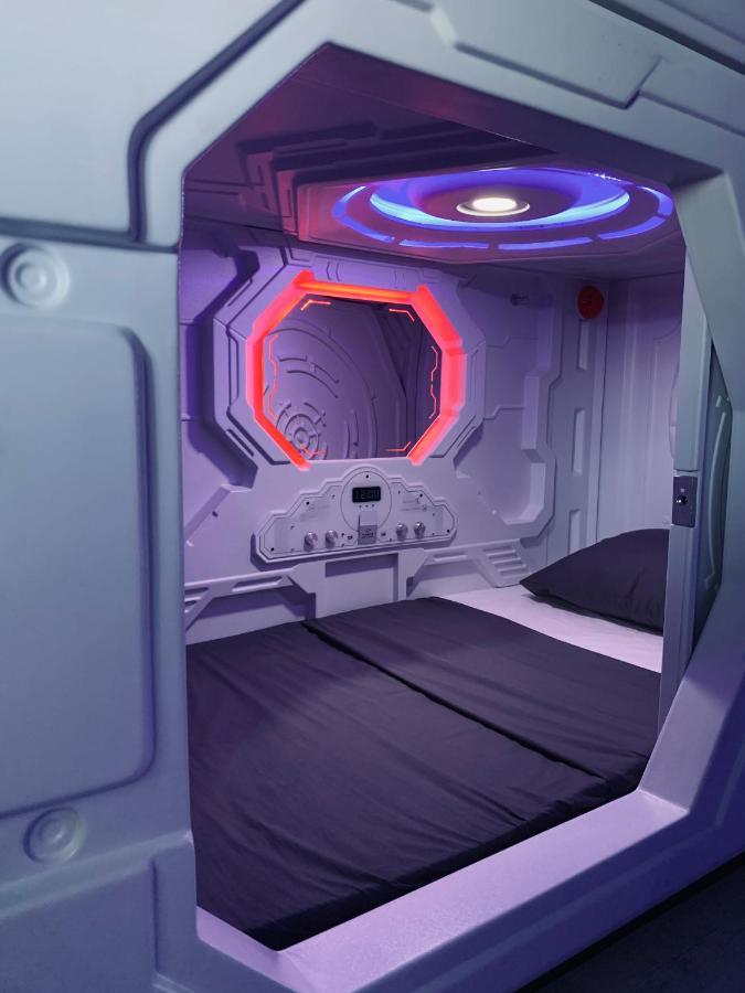 Capsule Inn Bali Legian Zewnętrze zdjęcie