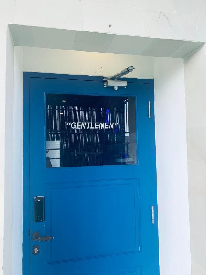 Capsule Inn Bali Legian Zewnętrze zdjęcie