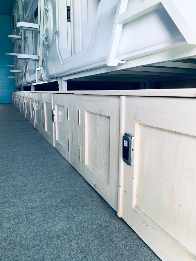 Capsule Inn Bali Legian Zewnętrze zdjęcie