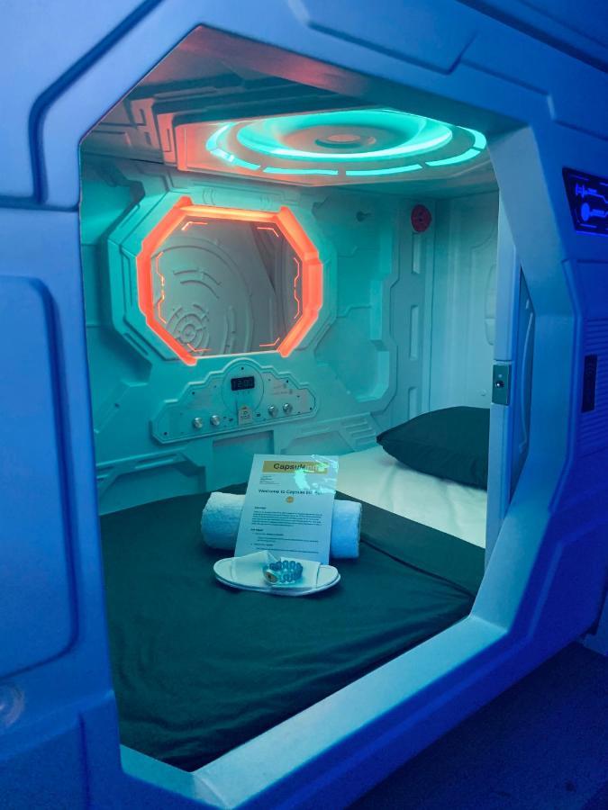 Capsule Inn Bali Legian Zewnętrze zdjęcie